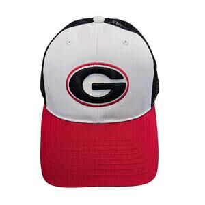 Vintage Georgia Bulldogs Snapback Trucker Hat Cap White UGA Embroidered Starter